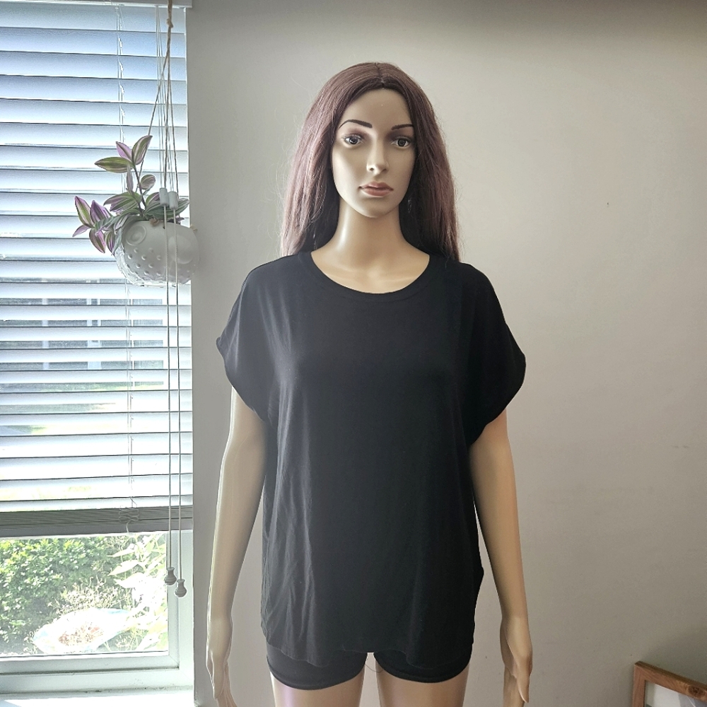 Laundry by Shelli Segal black drop sleeves top t shirt short sleeves tee